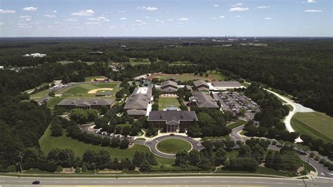 Cary academy - Cary Academy is a private high school located in Cary, NC and has 753 students in grades 6th through 12th. Cary Academy is the 20th largest private high school in North Carolina and the 551st largest nationally. It has a student teacher ratio of 10.0 to 1.